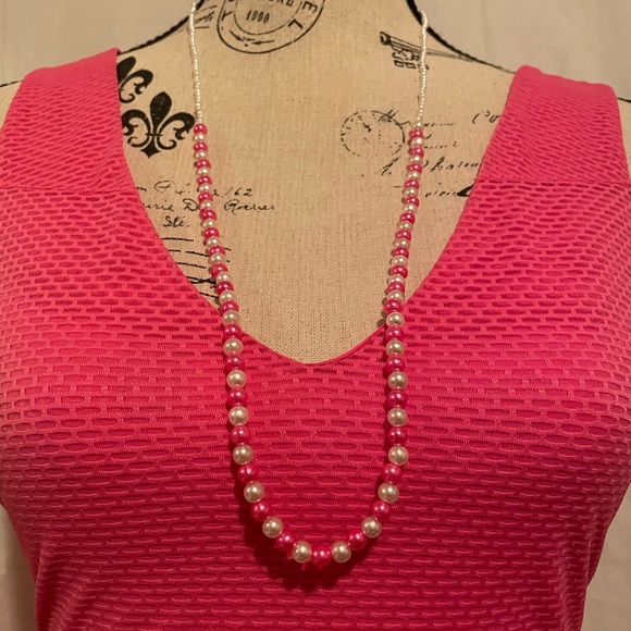 ❤️🤍 Faux Pearl Long Necklace - Picture 4 of 6